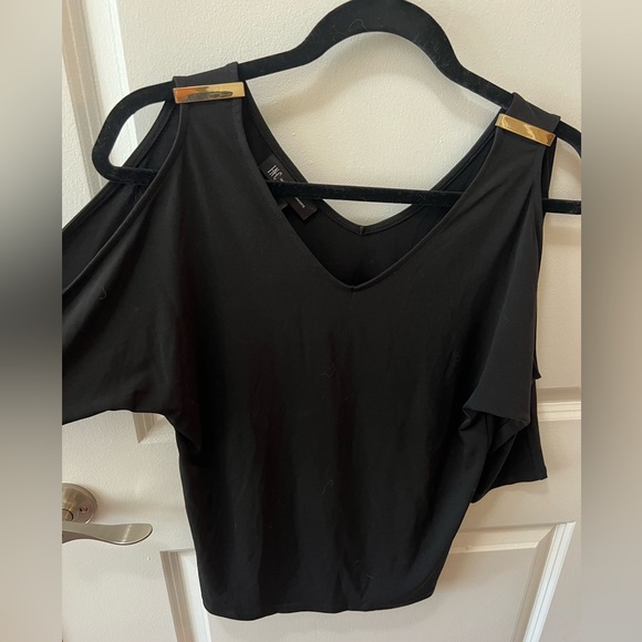 INC Cold Shoulder Gold Hardware Top - Picture 1 of 7